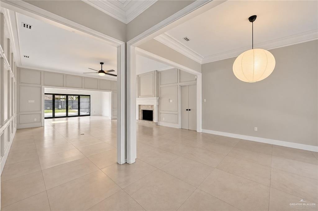 Photo 4 of 112 Jay Avenue
