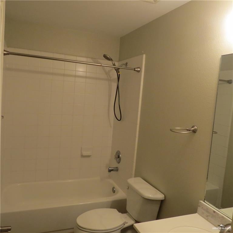 Photo 10 of 5306 47th Lane
