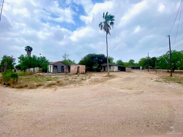 Photo 1 of 1006 Vela Jackson Avenue #B, La Joya