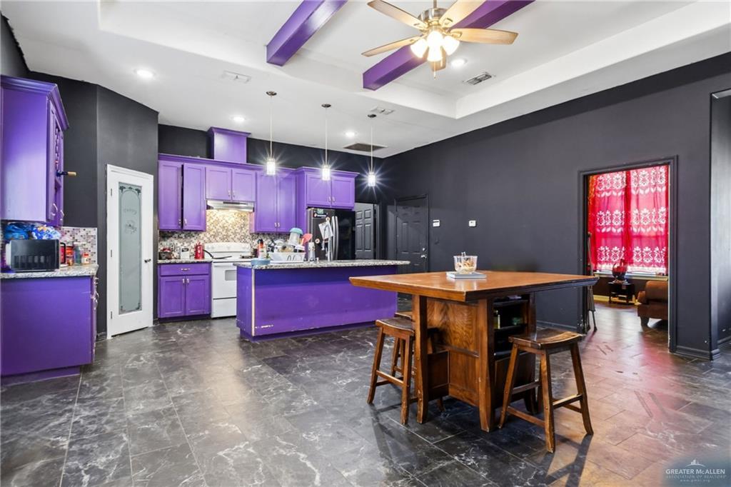 Photo 6 of 1303 Canary Lane