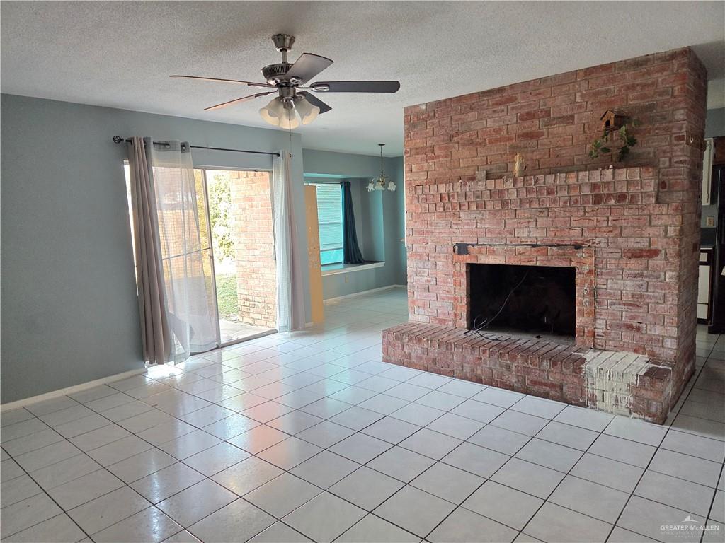 Photo 3 of 125 Tamarack Avenue