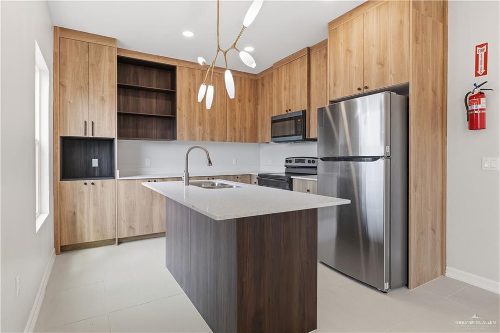 Photo 6 of 4301 Heron Avenue #11