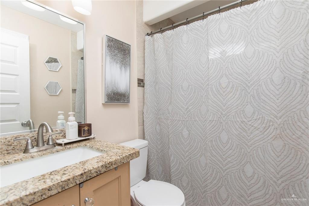 Photo 14 of 208 San Benito Street