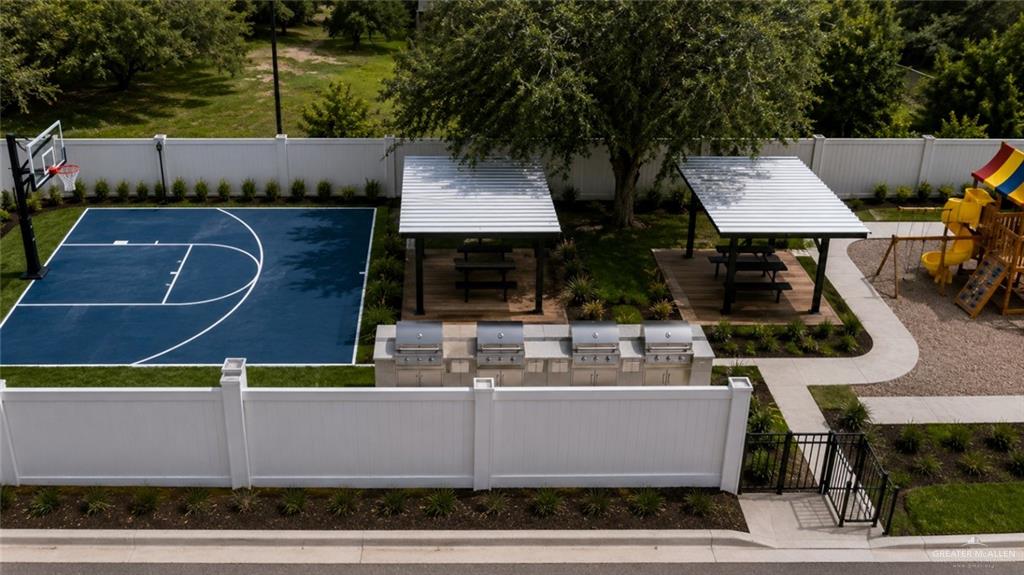 Photo 12 of 4309 Heron Avenue #1