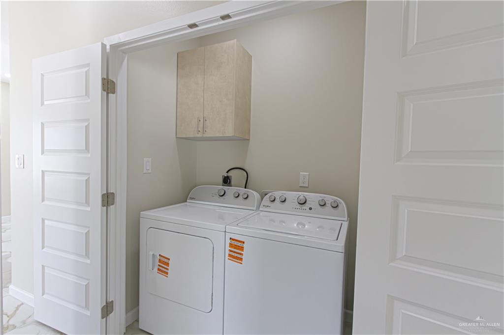 Photo 12 of 404 Emerald Avenue #2