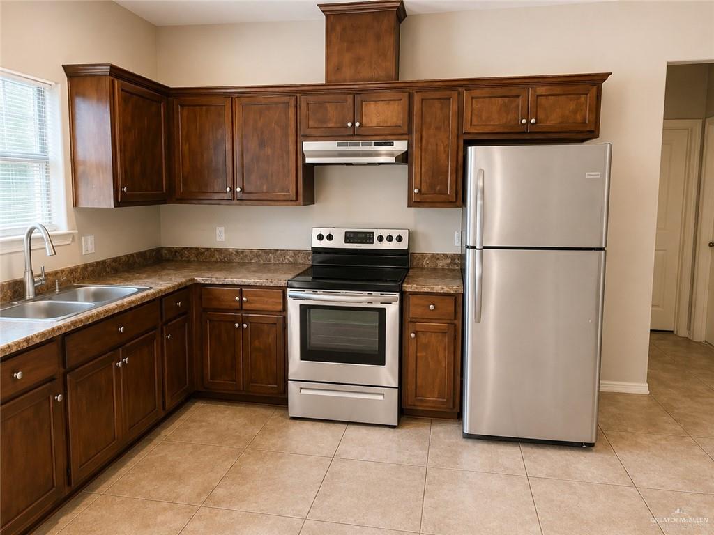 Photo 5 of 2707 Garfield Avenue #A