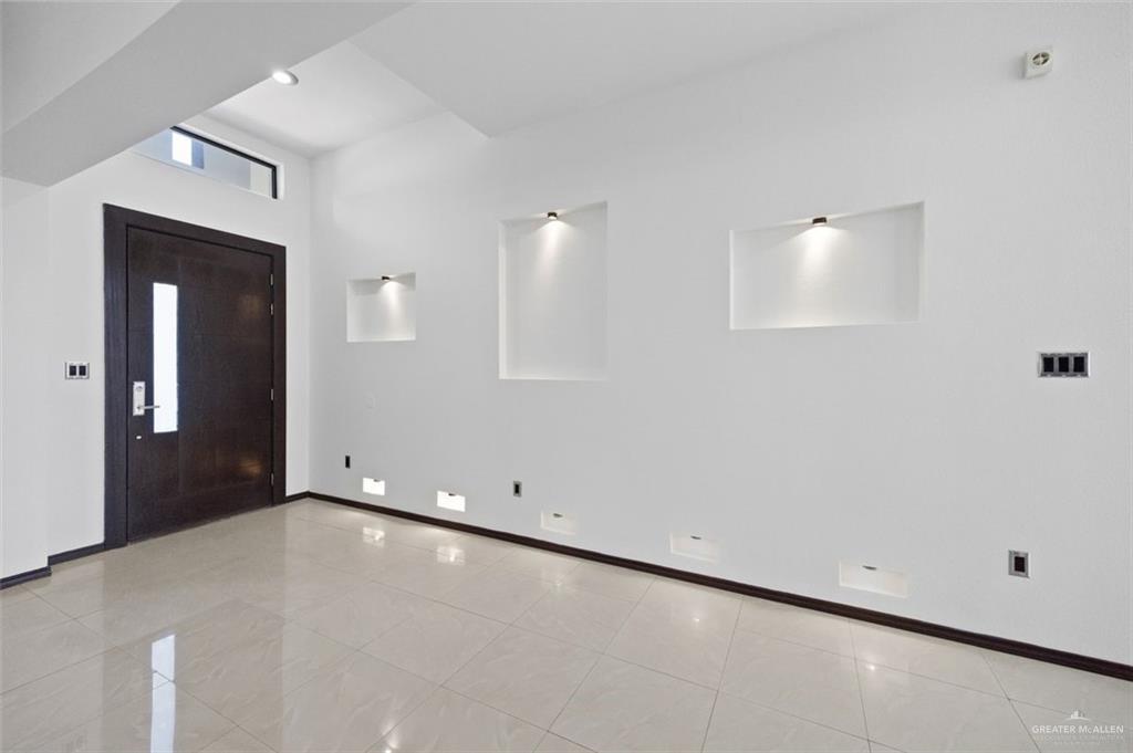 Photo 8 of 2037 45th Street