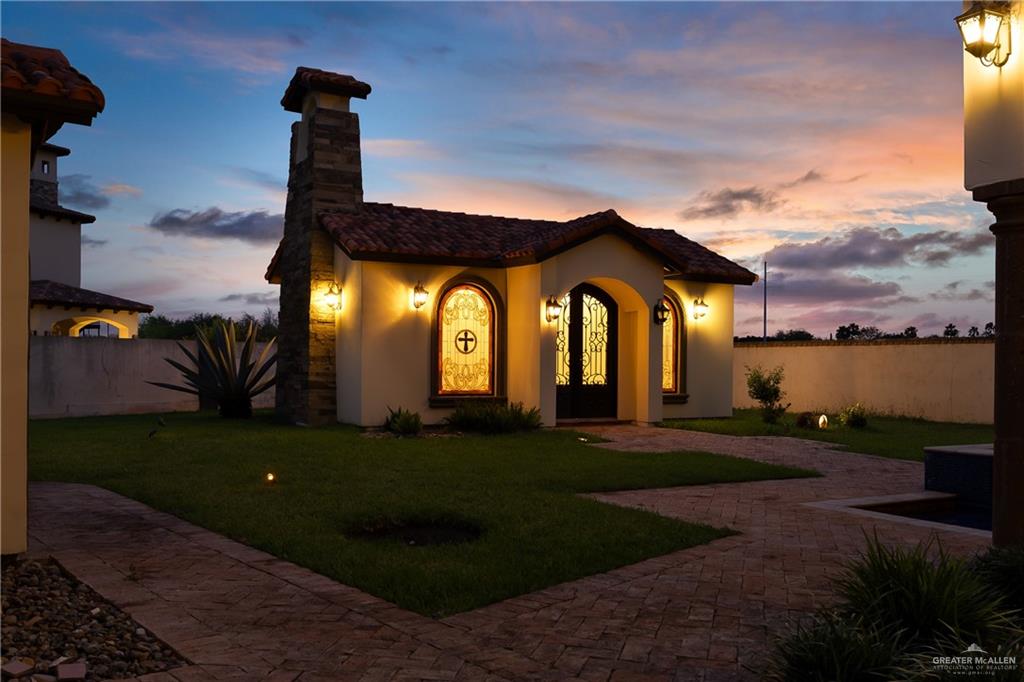 Photo 10 of 2304 Antigua Drive