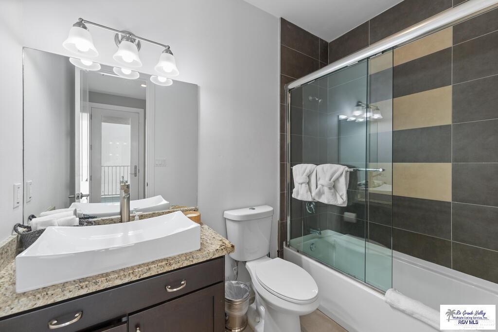 Photo 15 of 126 Atol Street