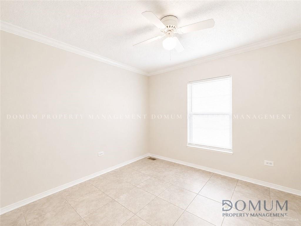Photo 8 of 1811 Perkins Avenue #4