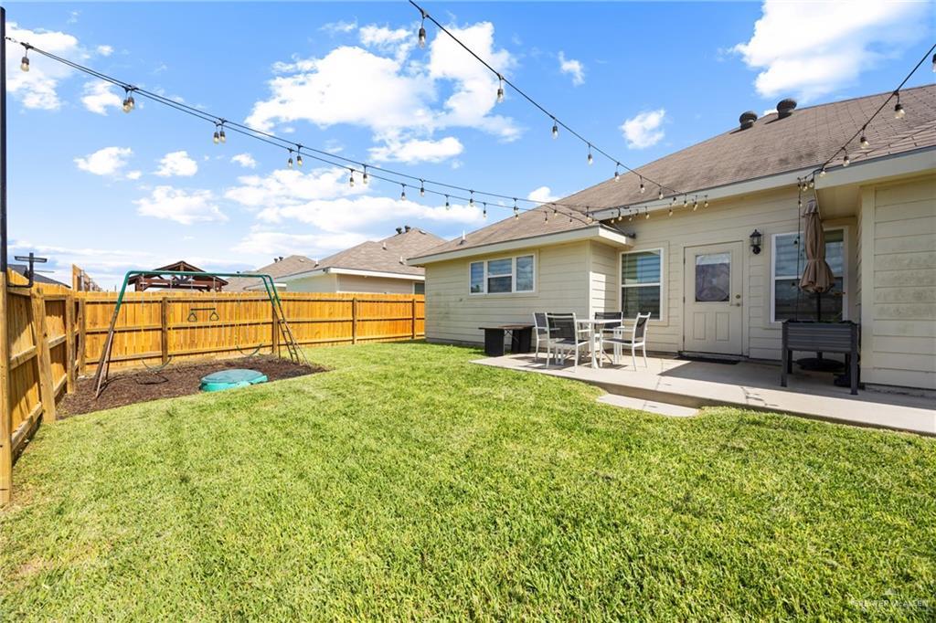 Photo 17 of 3812 Zenaida Avenue