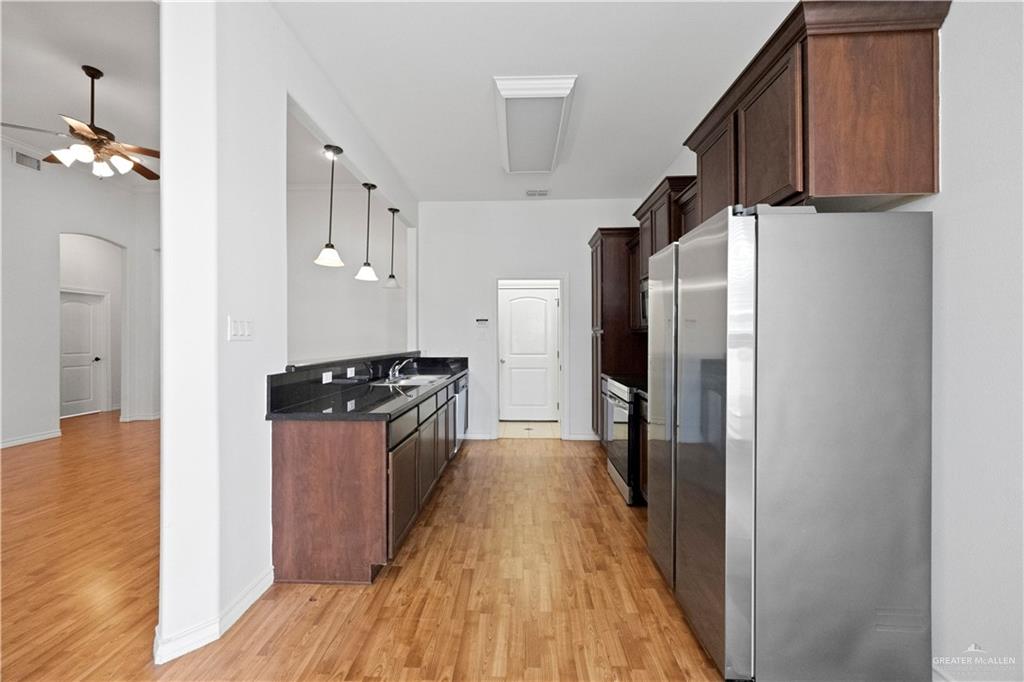 Photo 4 of 3207 Omega Street