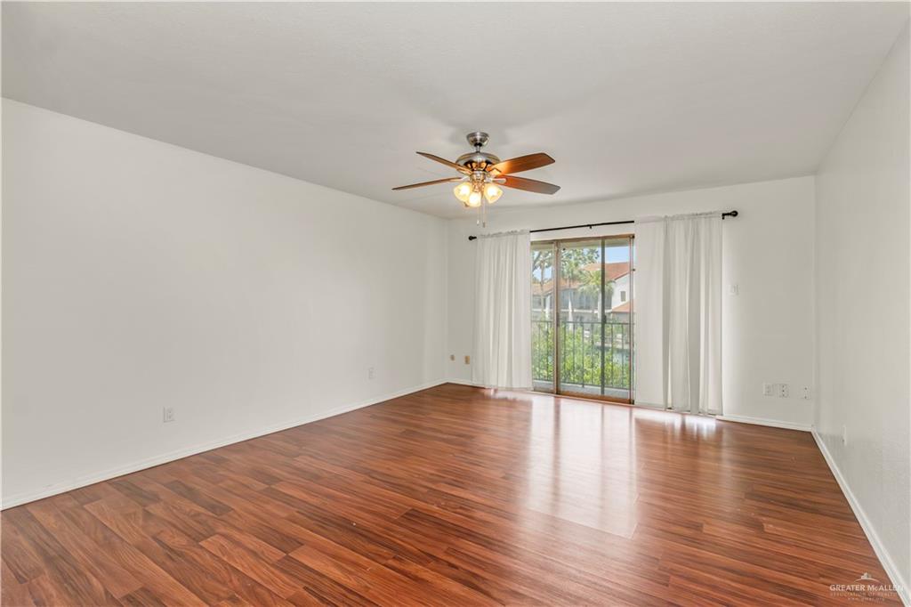 Photo 9 of 119 Sunflower Avenue