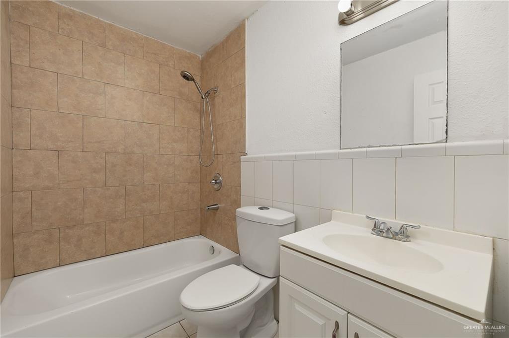 Photo 9 of 825 1st Street