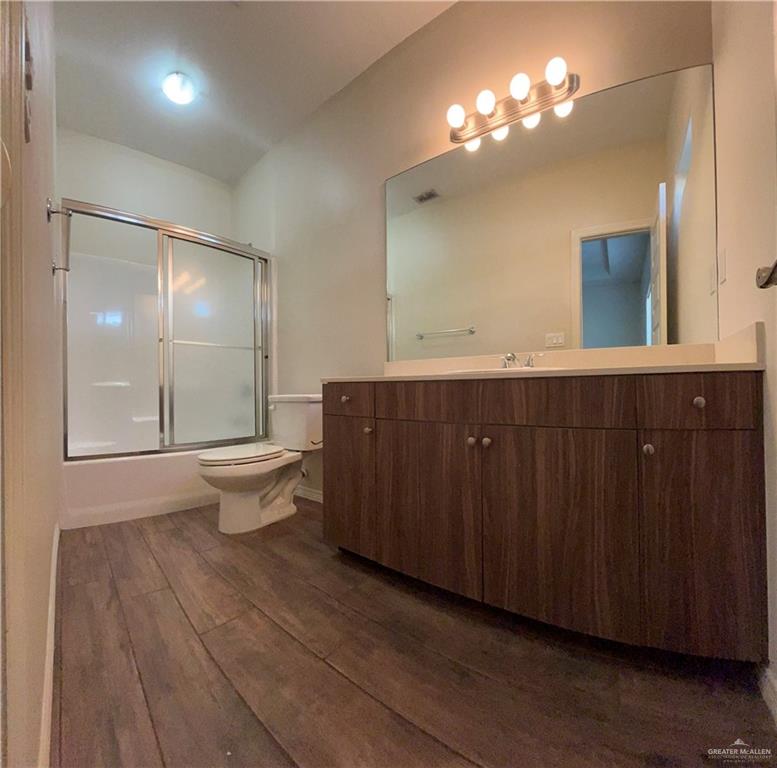 Photo 7 of 3905 Hawthorne Avenue