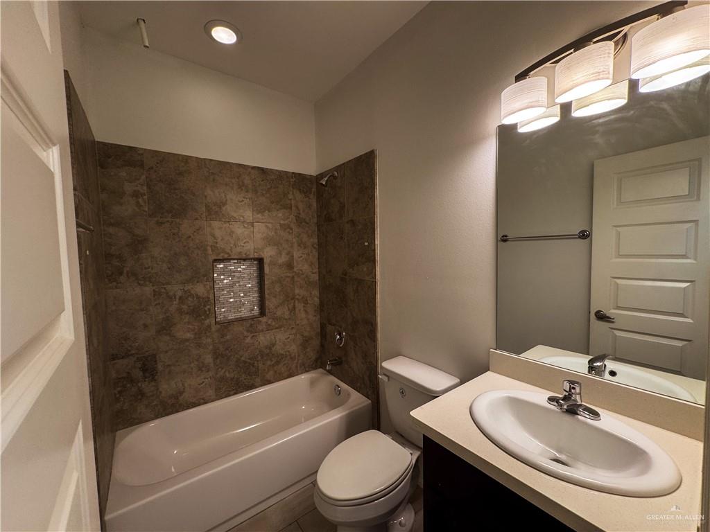 Photo 6 of 3610 Valeria Street