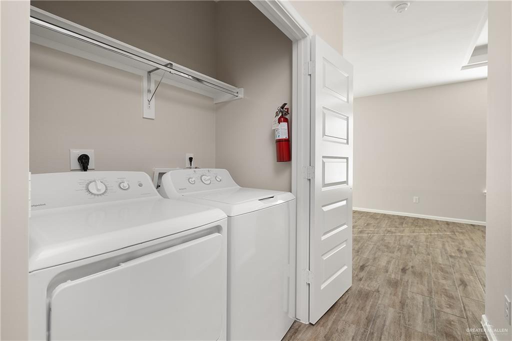 Photo 8 of 3400 Ventura Avenue #3