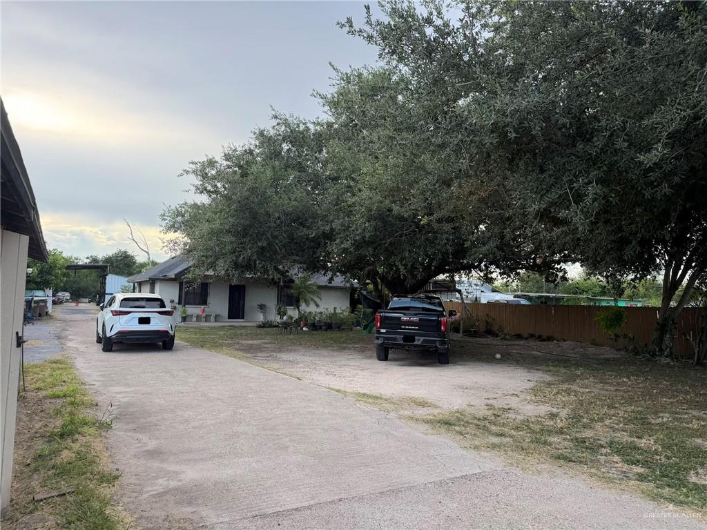 Photo 3 of 4827 Fm 493 Road