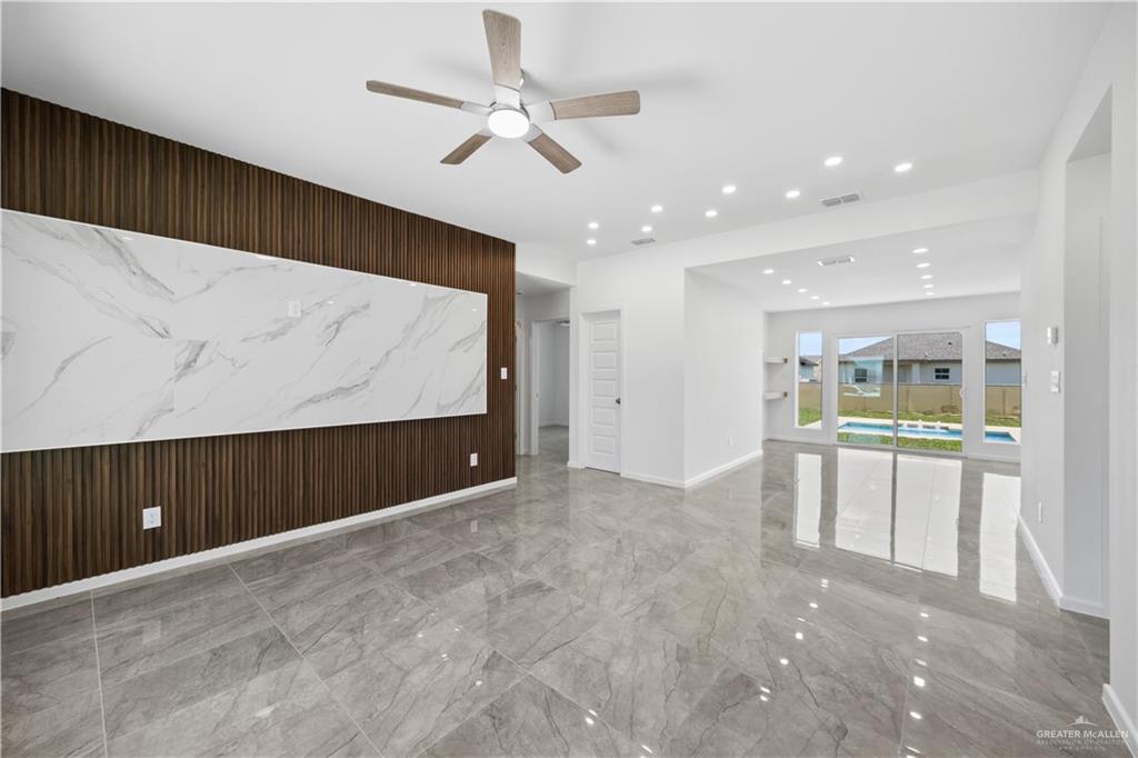 Photo 6 of 302 Valencia Drive