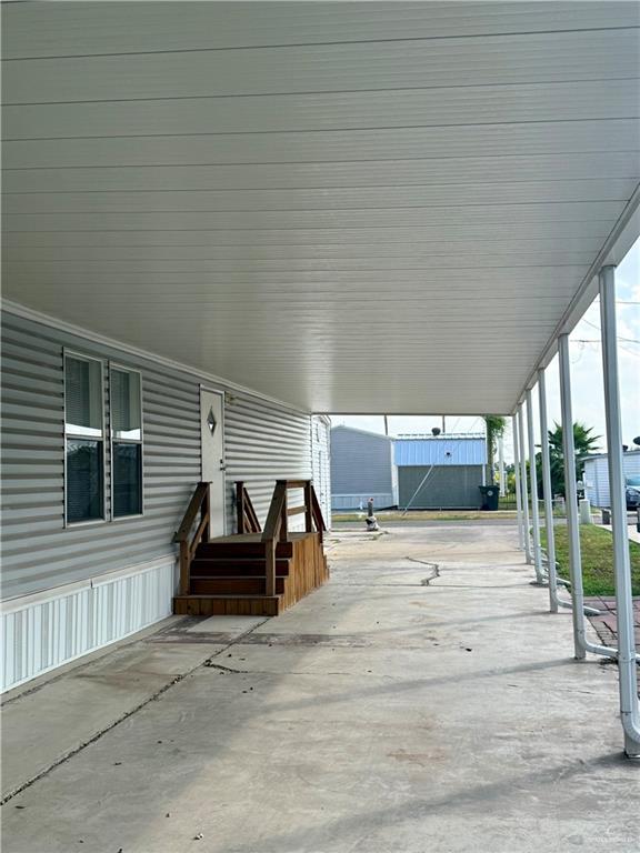 Photo 4 of 2030 Loker Street