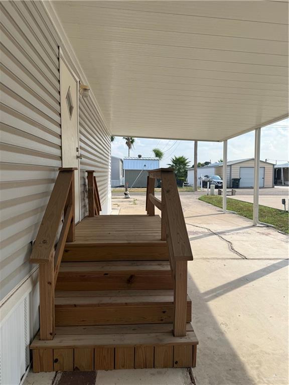 Photo 5 of 2030 Loker Street