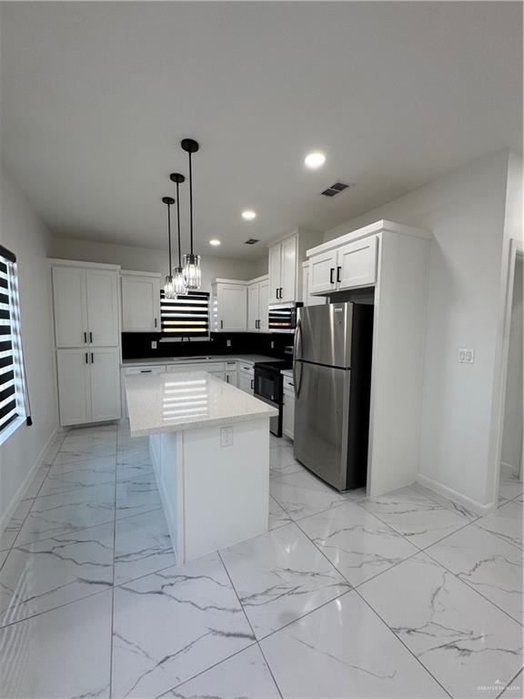 Photo 3 of 2305 Viviana Street #2