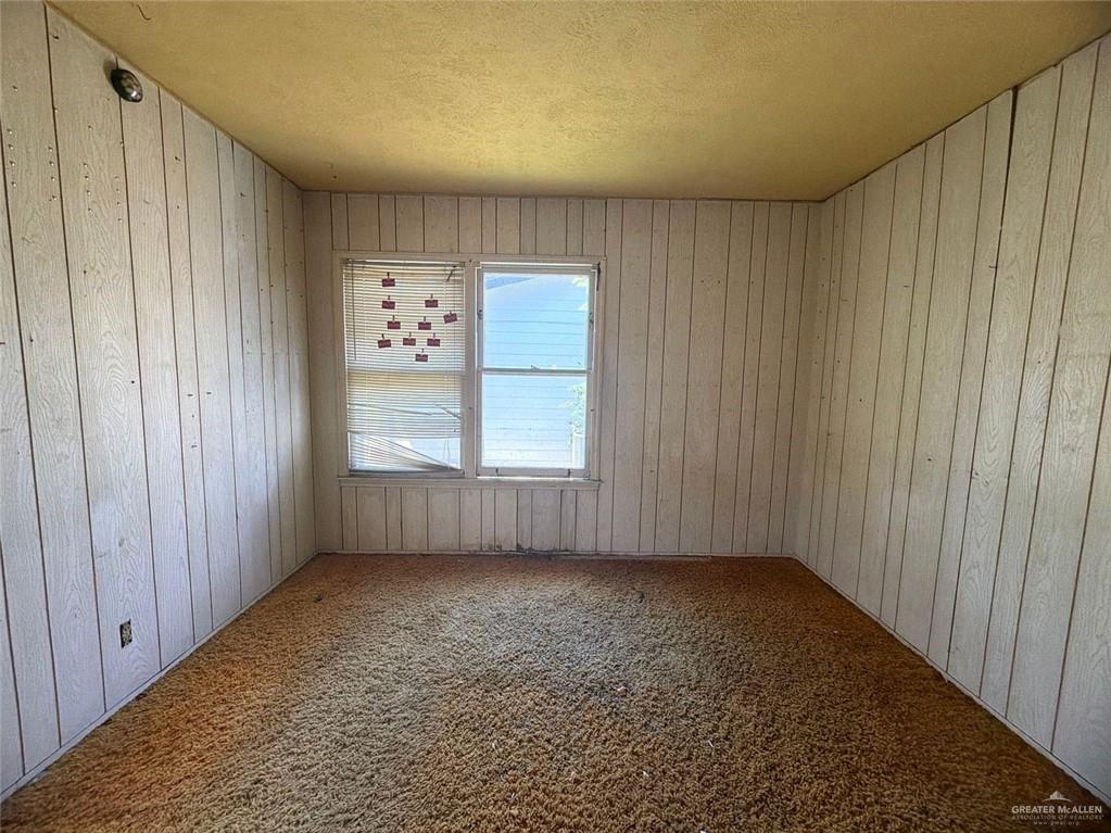 Photo 15 of 430 Canterbury Drive