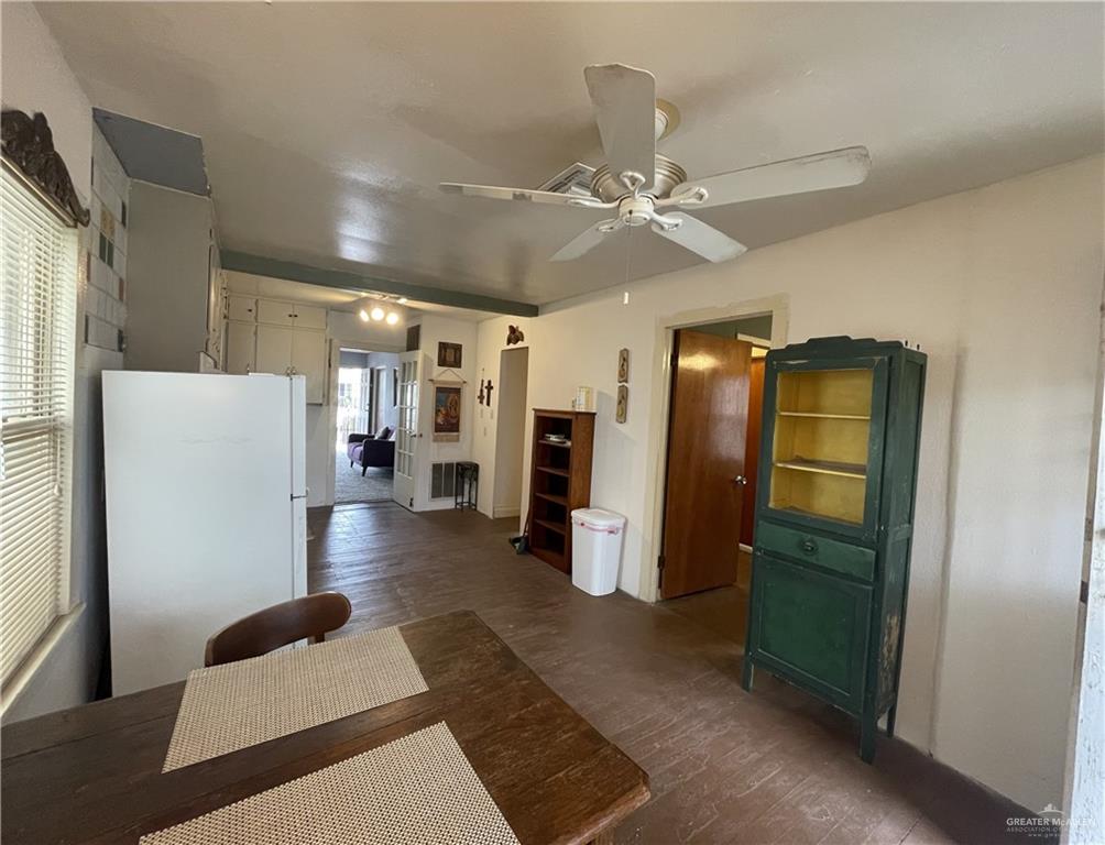 Photo 9 of 207 Clark Avenue