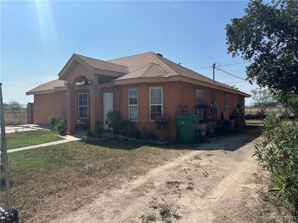 Photo 3 of 902 Scurlock Drive