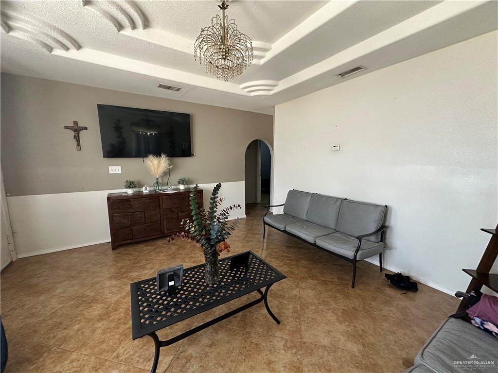 Photo 7 of 902 Scurlock Drive