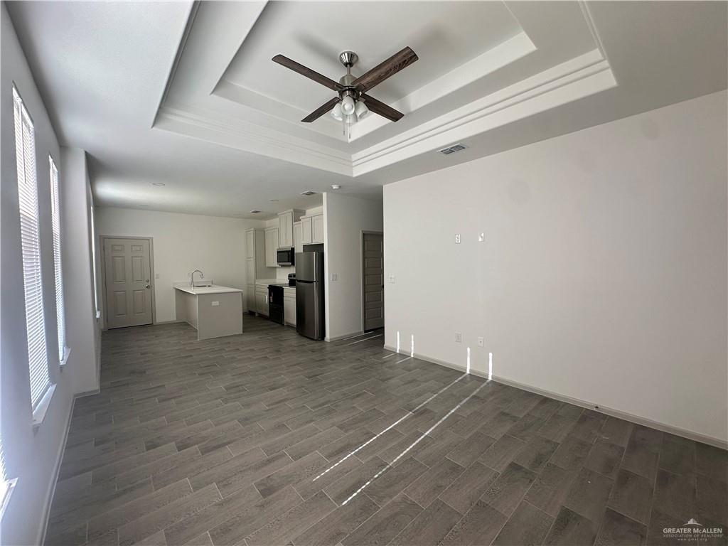 Photo 5 of 1032 Palm Drive