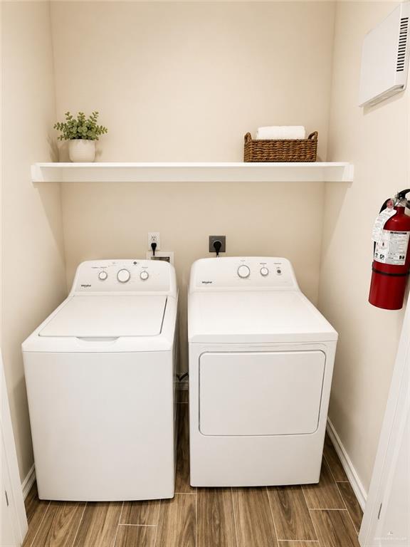 Photo 14 of 4904 Crown Point Avenue
