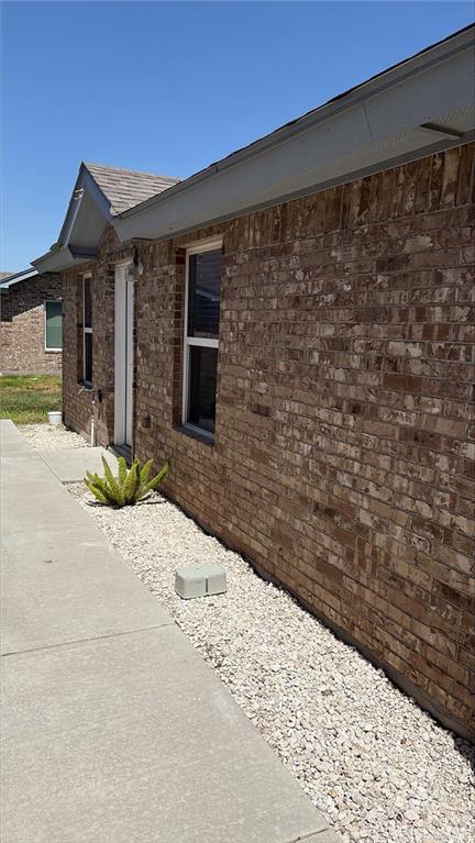 Photo 1 of 824 Mississippi Street, Mission