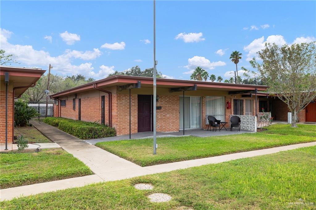 Photo 1 of 800 Dallas Avenue #17, McAllen