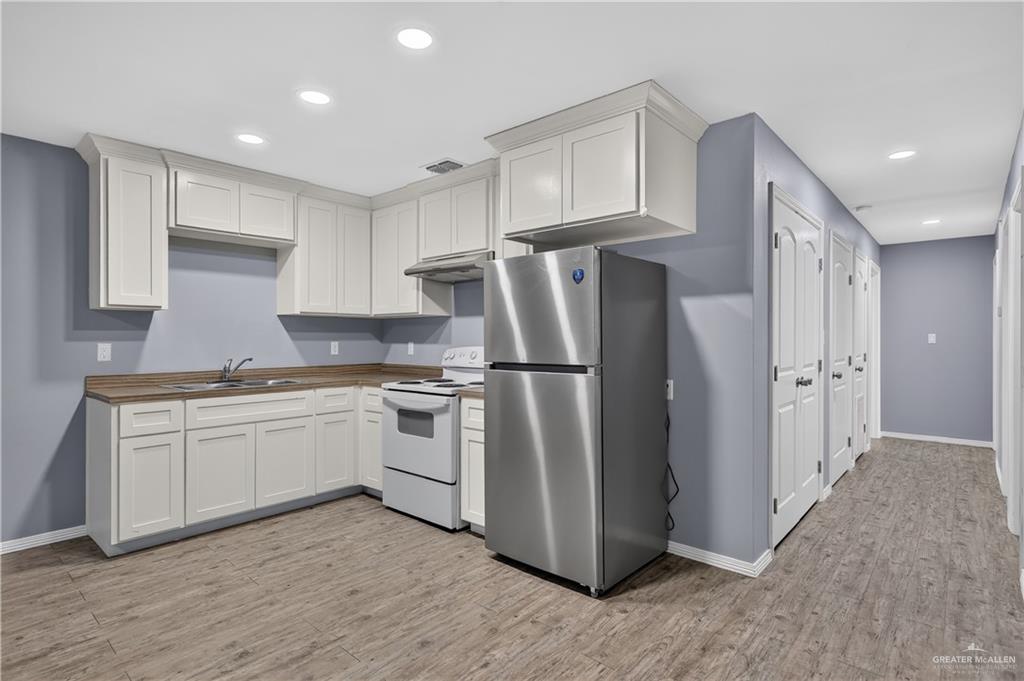 Photo 5 of 212 Alex Avenue #8