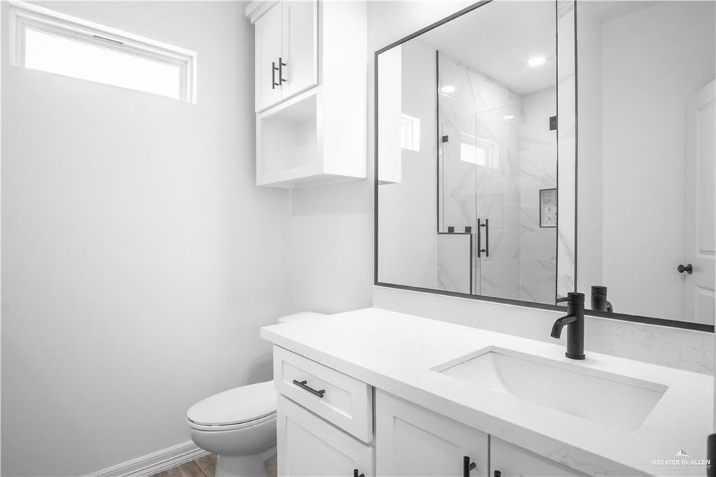 Photo 13 of 3625 Diamondhead Avenue