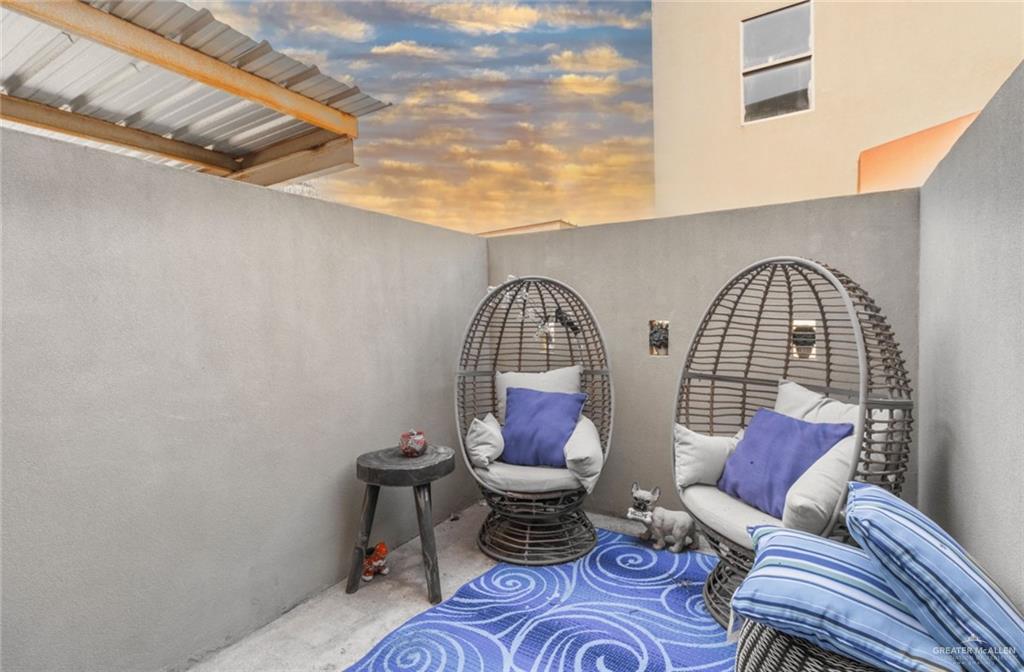 Photo 12 of 1321 Camellia Avenue #4