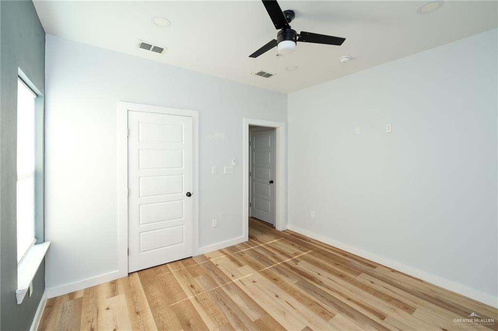 Photo 16 of 1207 Kennedy Street