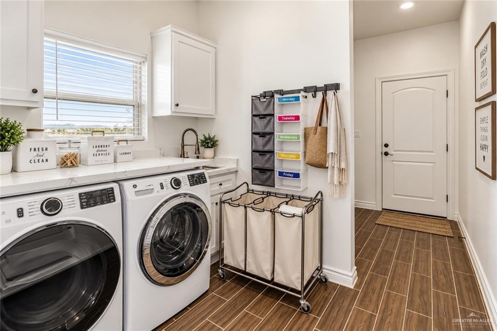 Photo 11 of 312 Aguila Avenue