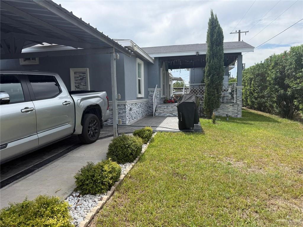 Photo 4 of 5717 Esmeralda Street