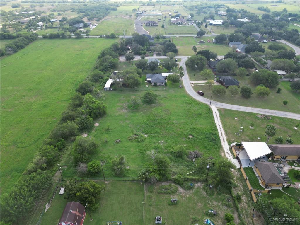 Photo 5 of 1510 El Camino Drive