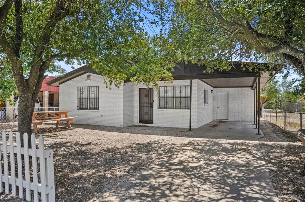 Photo 1 of 924 Garner Street, Edinburg