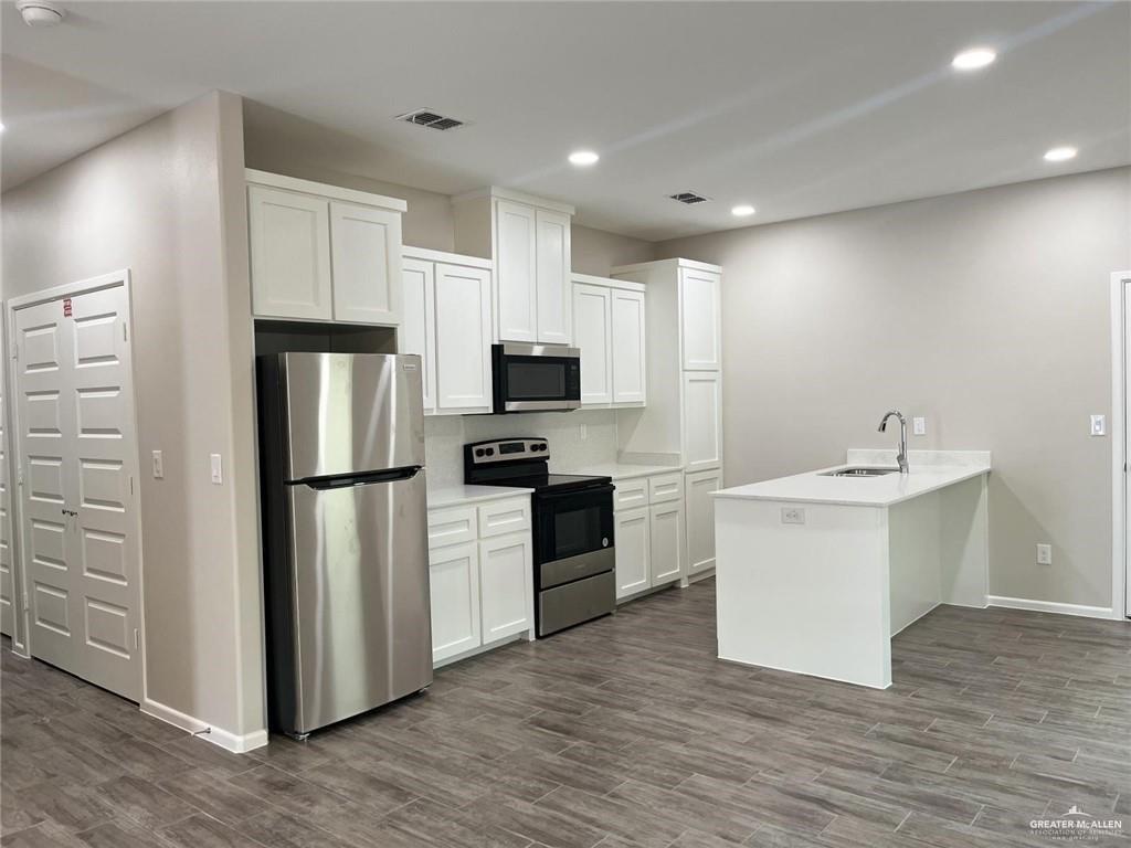 Photo 14 of 1509 Shavano Drive