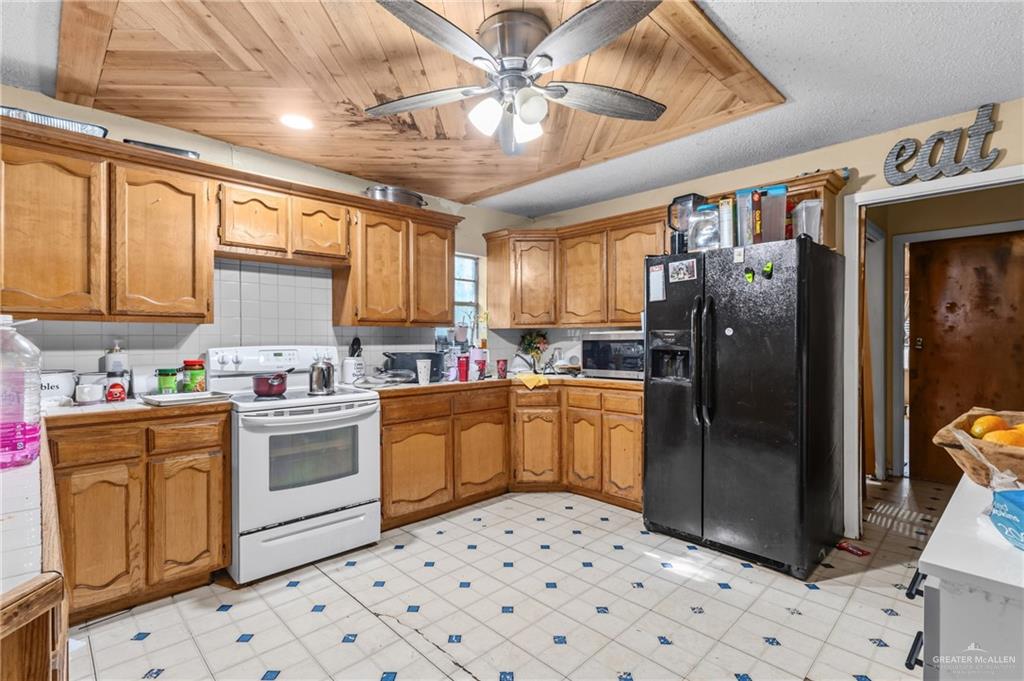 Photo 12 of 8147 Curry Road