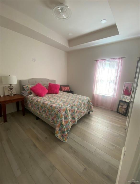 Photo 13 of 2425 Desert Rose Avenue