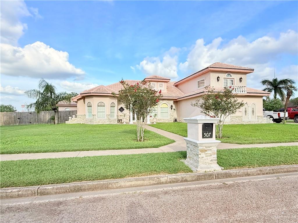 Photo 4 of 507 Bravo Drive