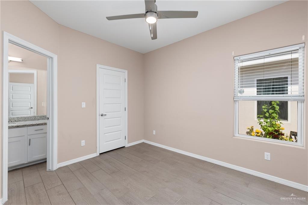 Photo 10 of 3104 Kenwood Street