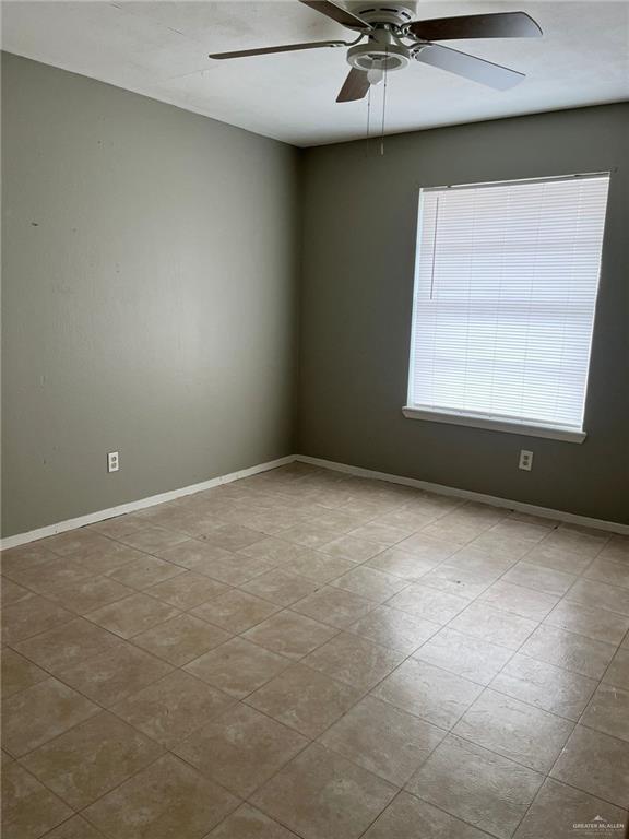 Photo 17 of 1803 Washington Avenue #8