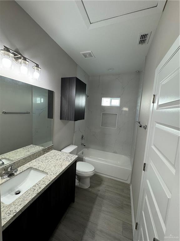 Photo 18 of 219 Diamond Avenue