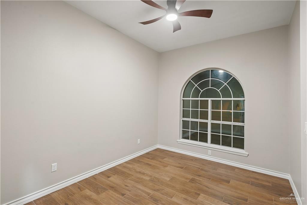 Photo 9 of 3412 Kilgore Avenue